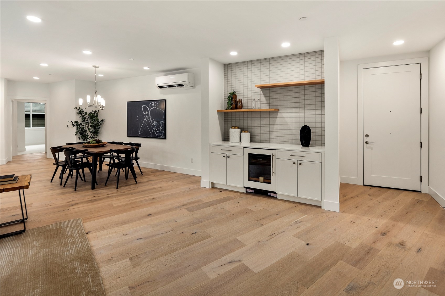 317 5th Avenue Unit: 205