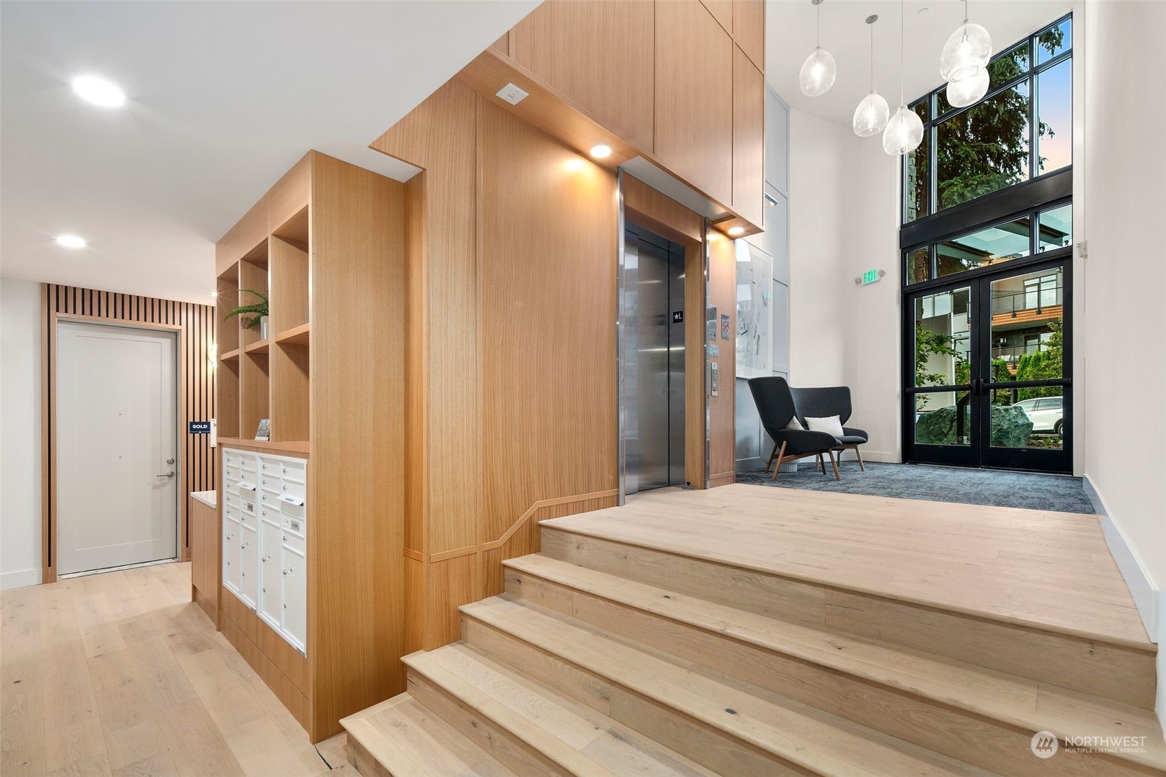 317 5th Avenue Unit: 205