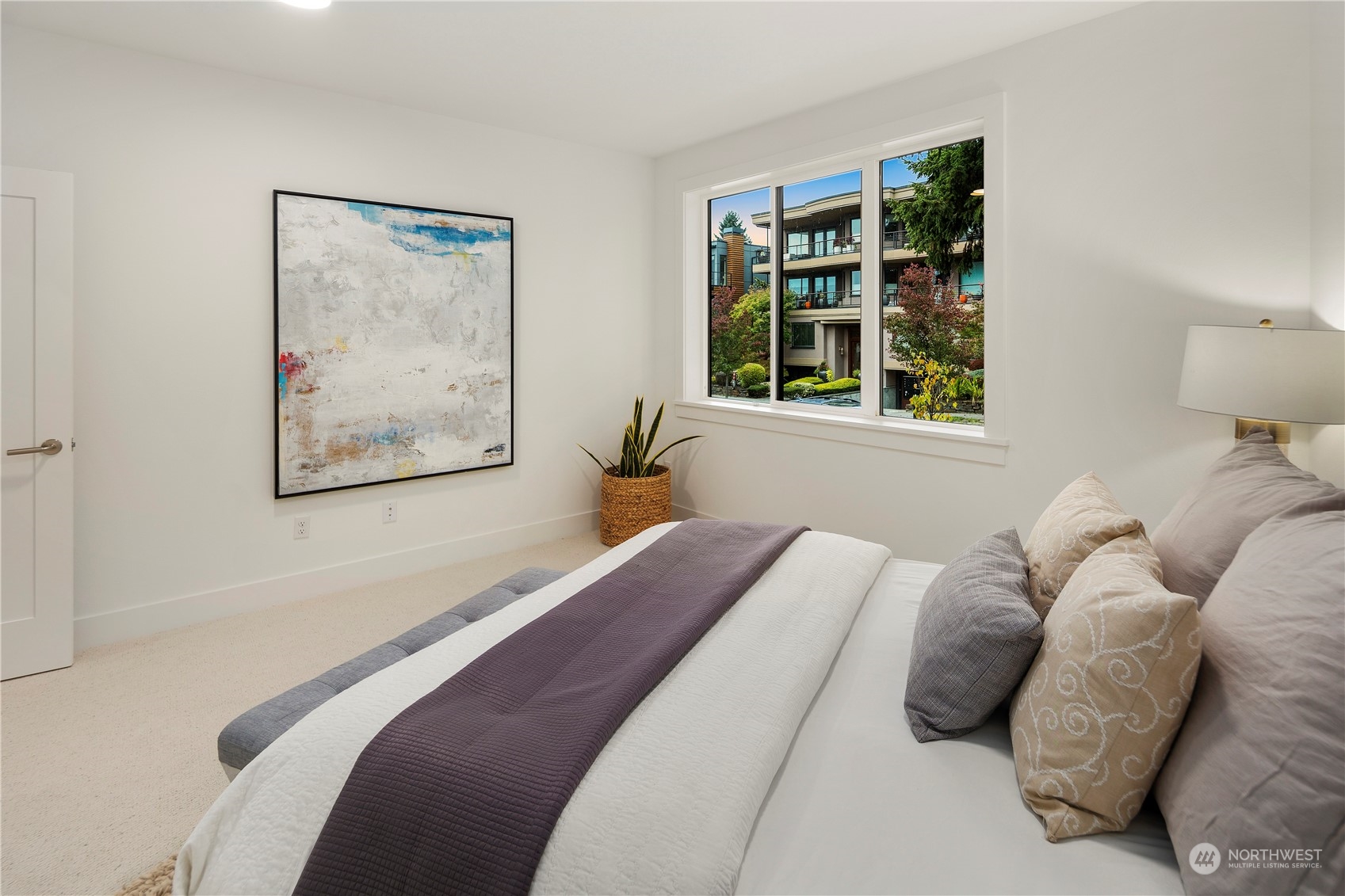 317 5th Avenue Unit: 205