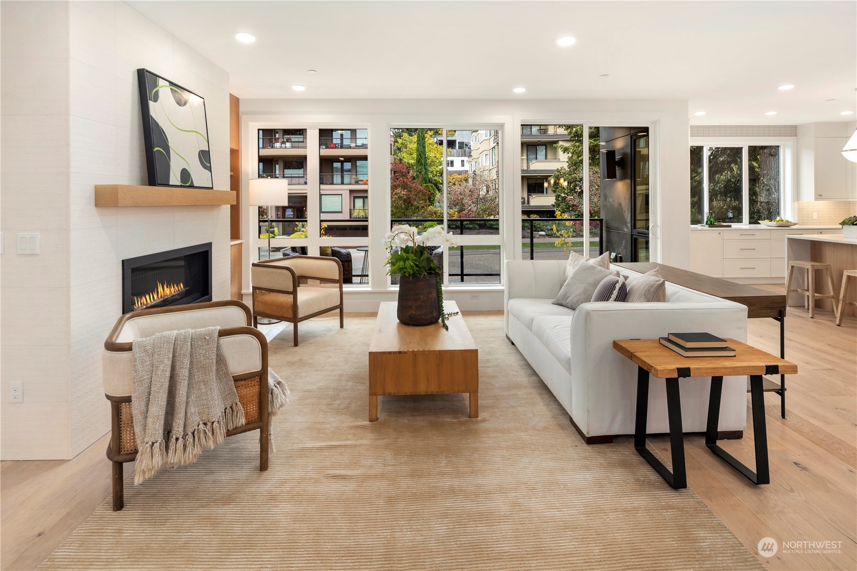317 5th Avenue Unit: 205