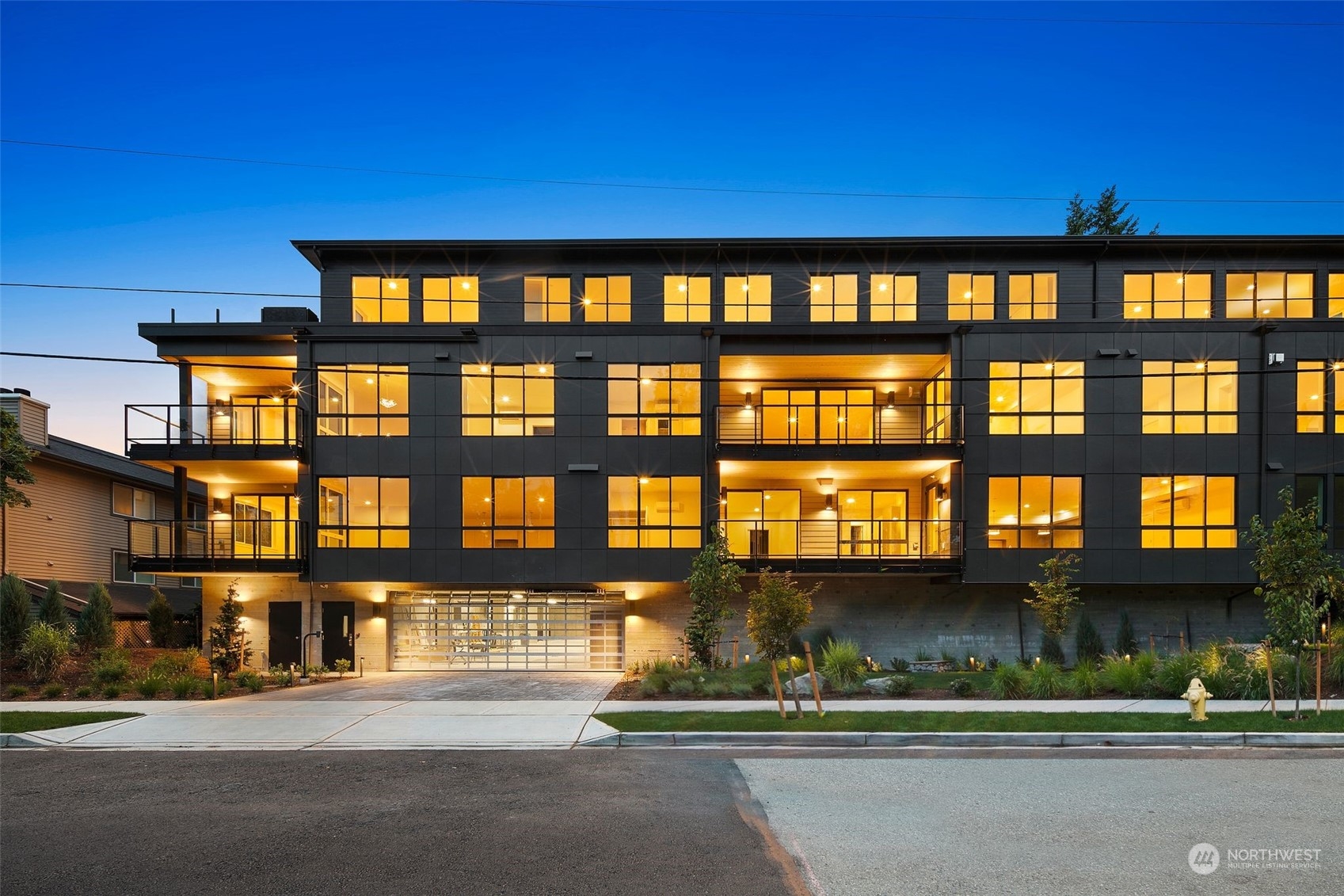 317 5th Avenue Unit: 205