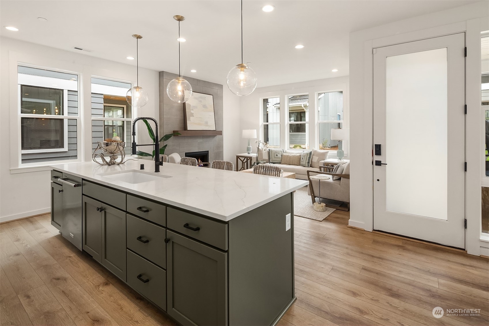 10233 (HS 30) 135th Circle NE