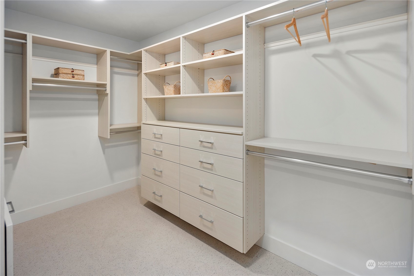 317 5th Avenue Unit: 201