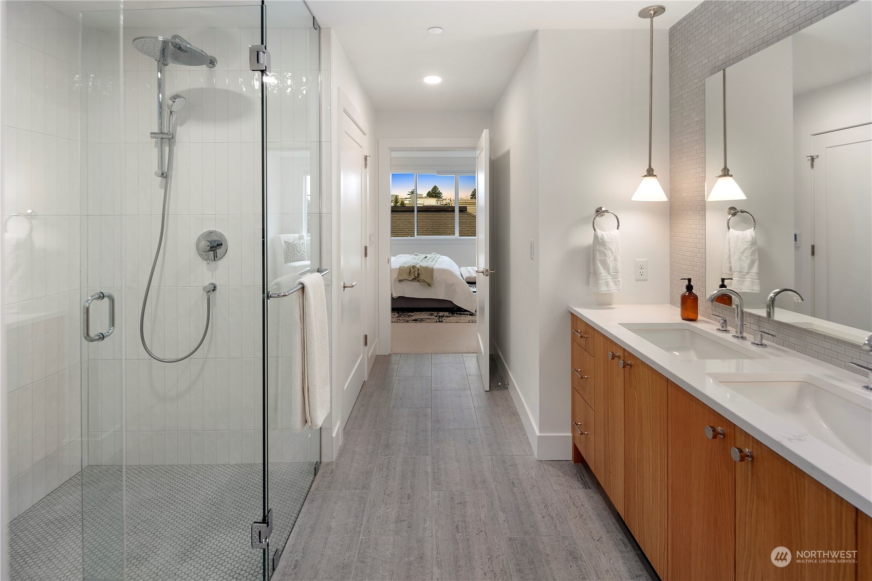 317 5th Avenue Unit: 201