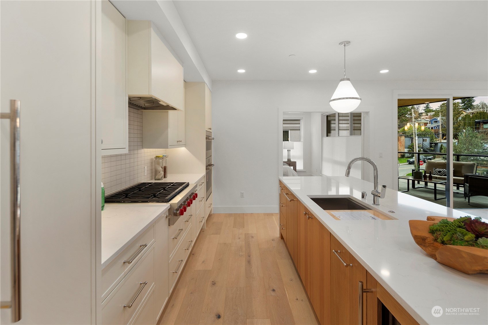 317 5th Avenue Unit: 201