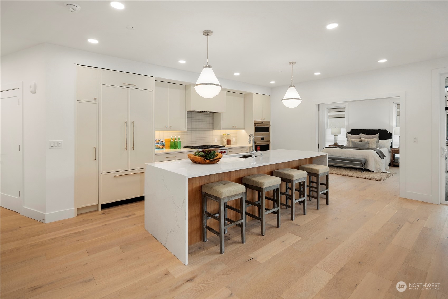 317 5th Avenue Unit: 201