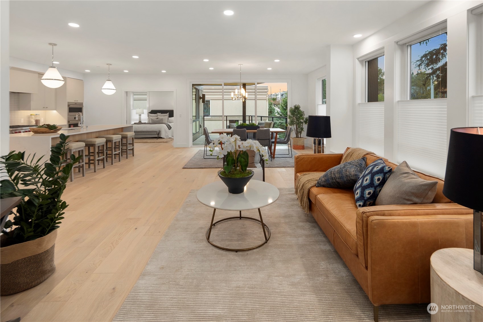 317 5th Avenue Unit: 201