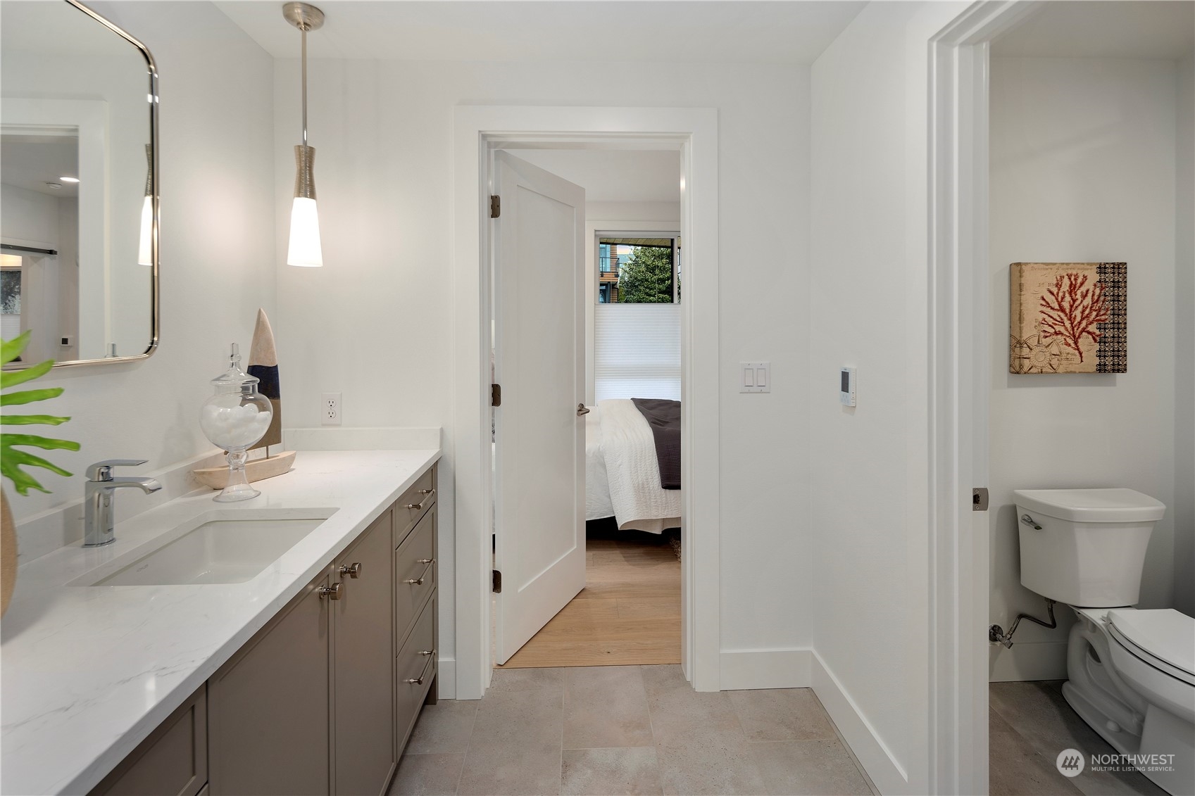 317 5th Avenue Unit: 201