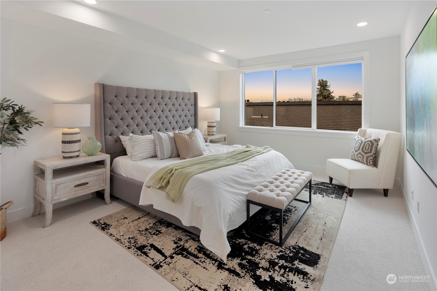 317 5th Avenue Unit: 201