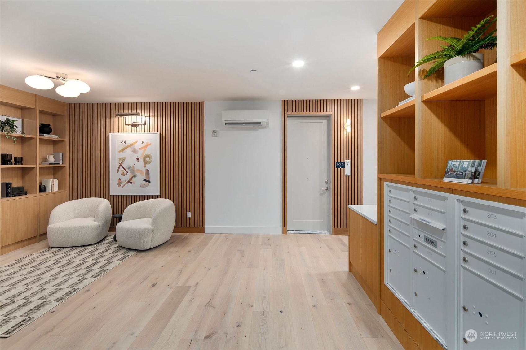 317 5th Avenue Unit: 204