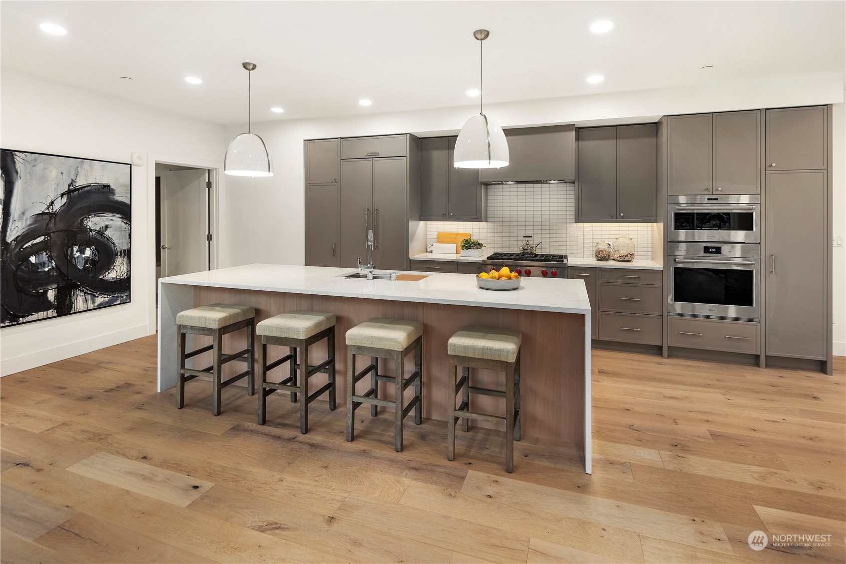 317 5th Avenue Unit: 106