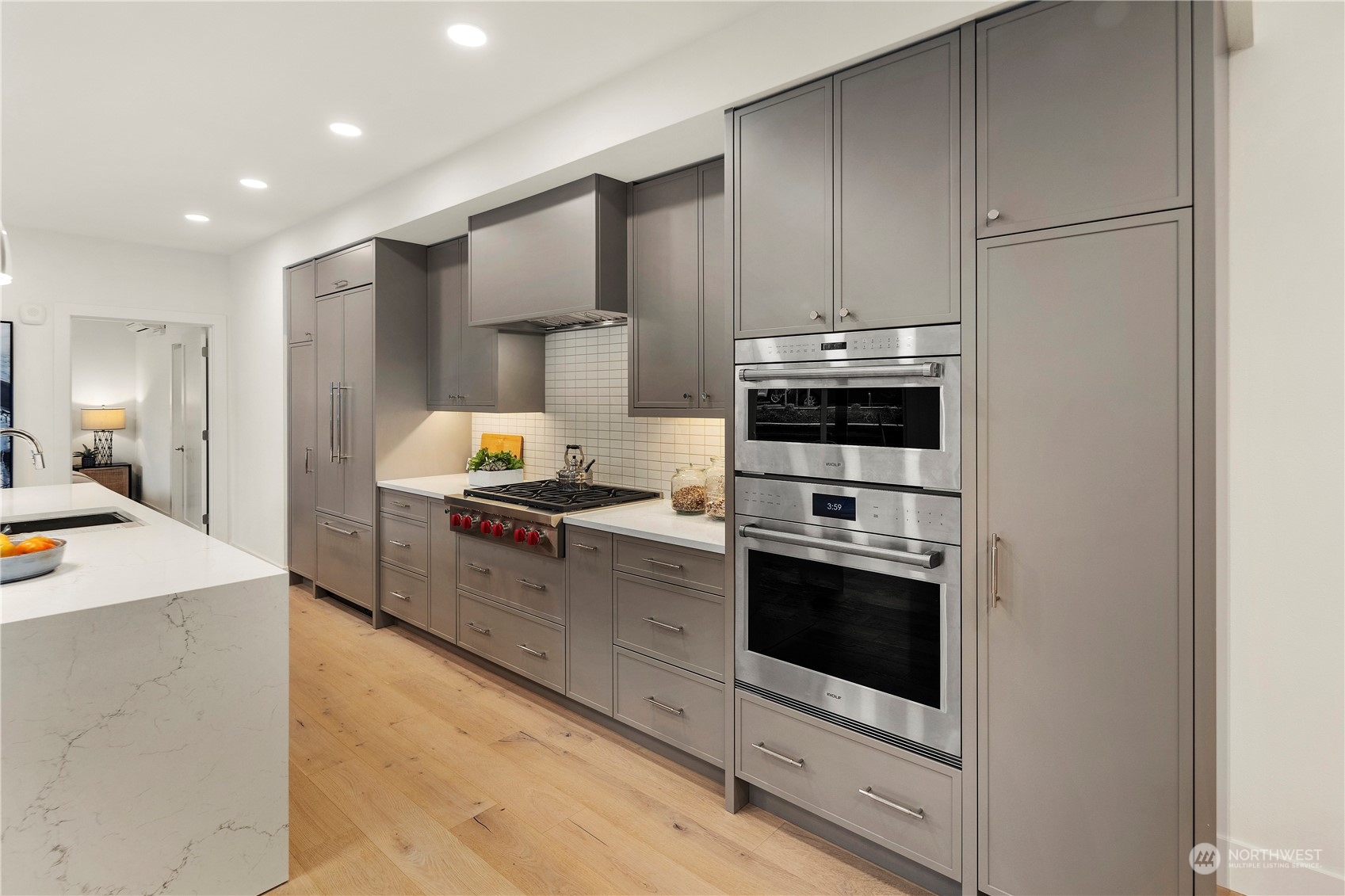 317 5th Avenue Unit: 106