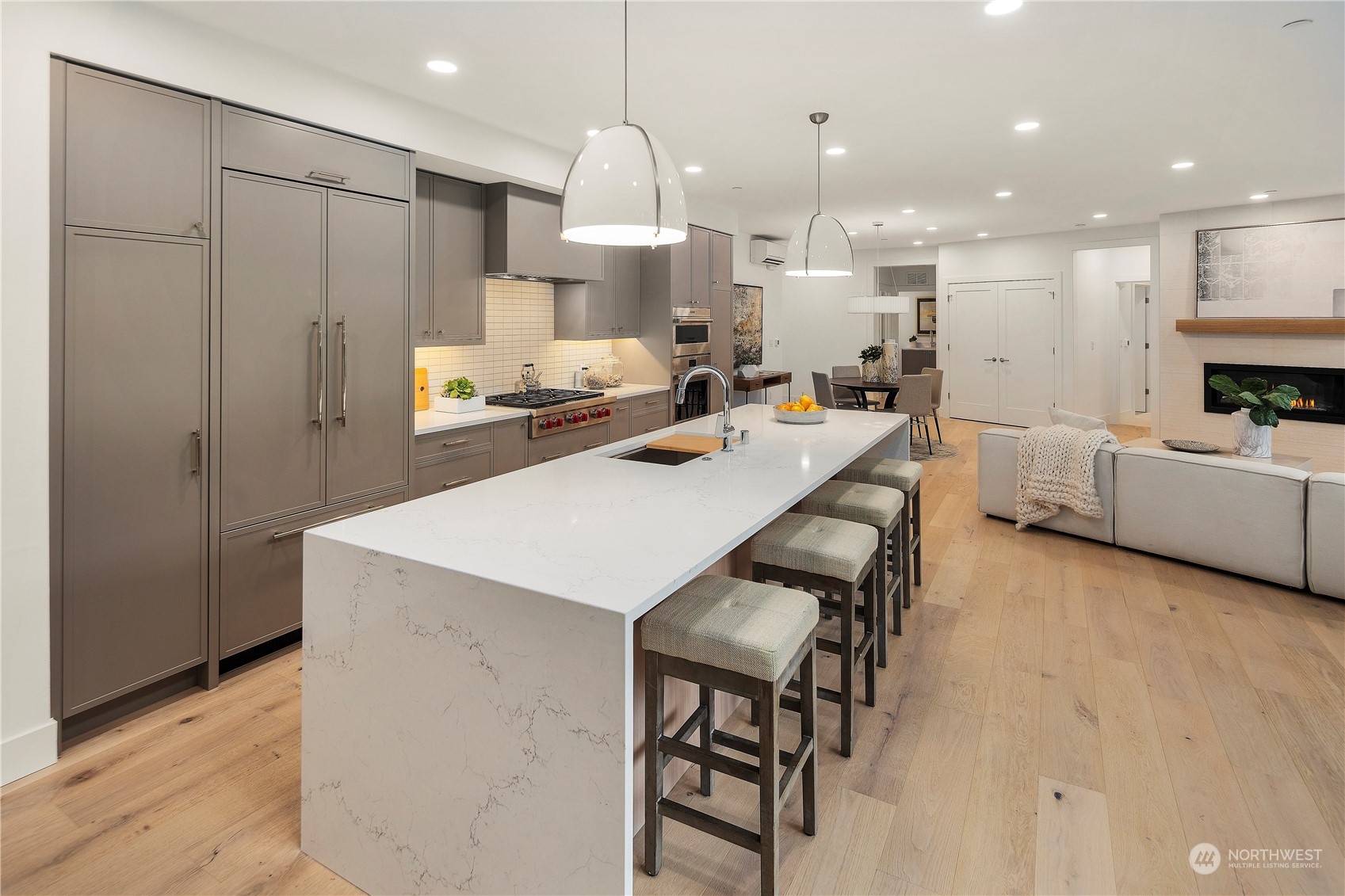 317 5th Avenue Unit: 106