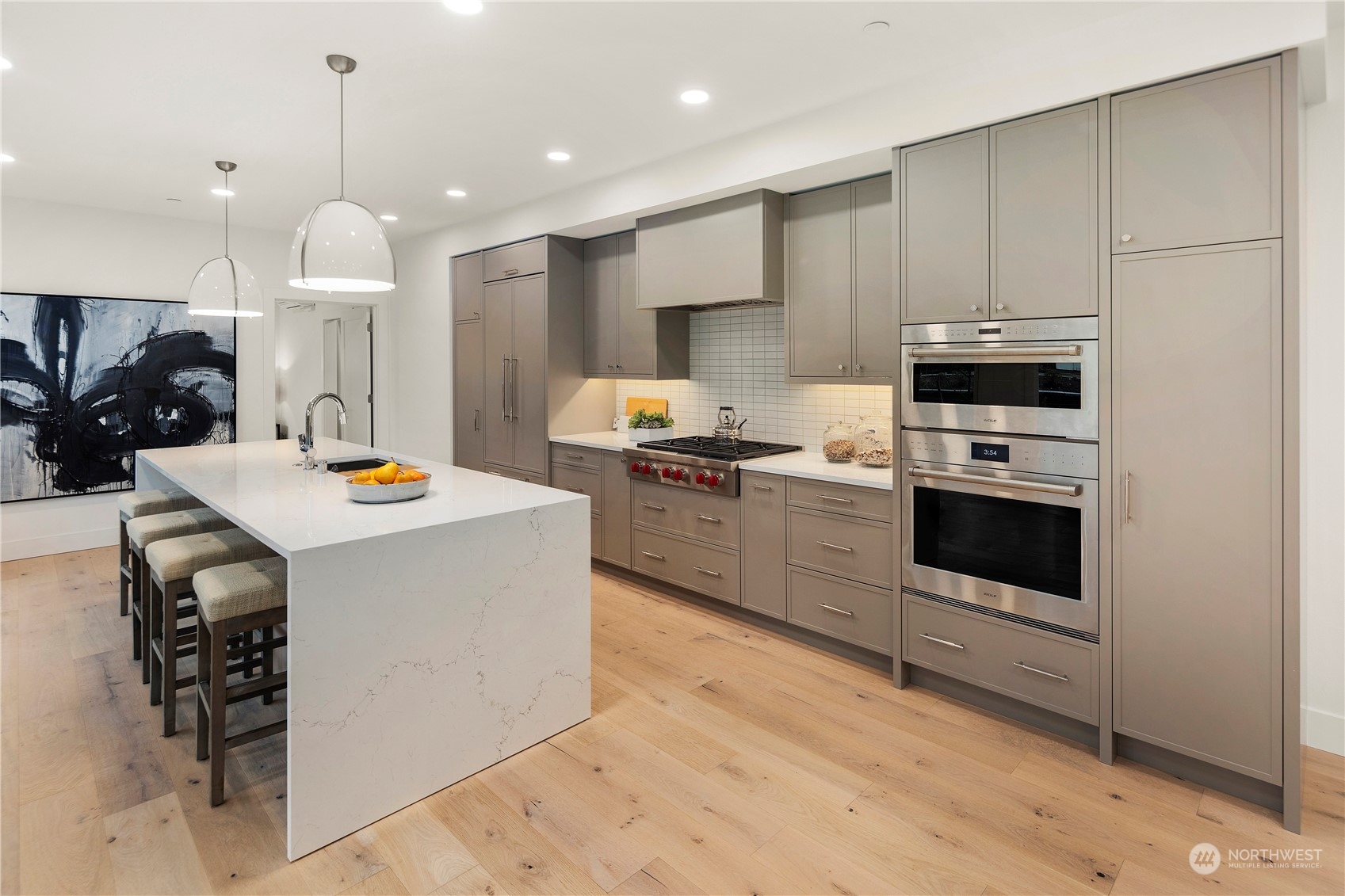 317 5th Avenue Unit: 106