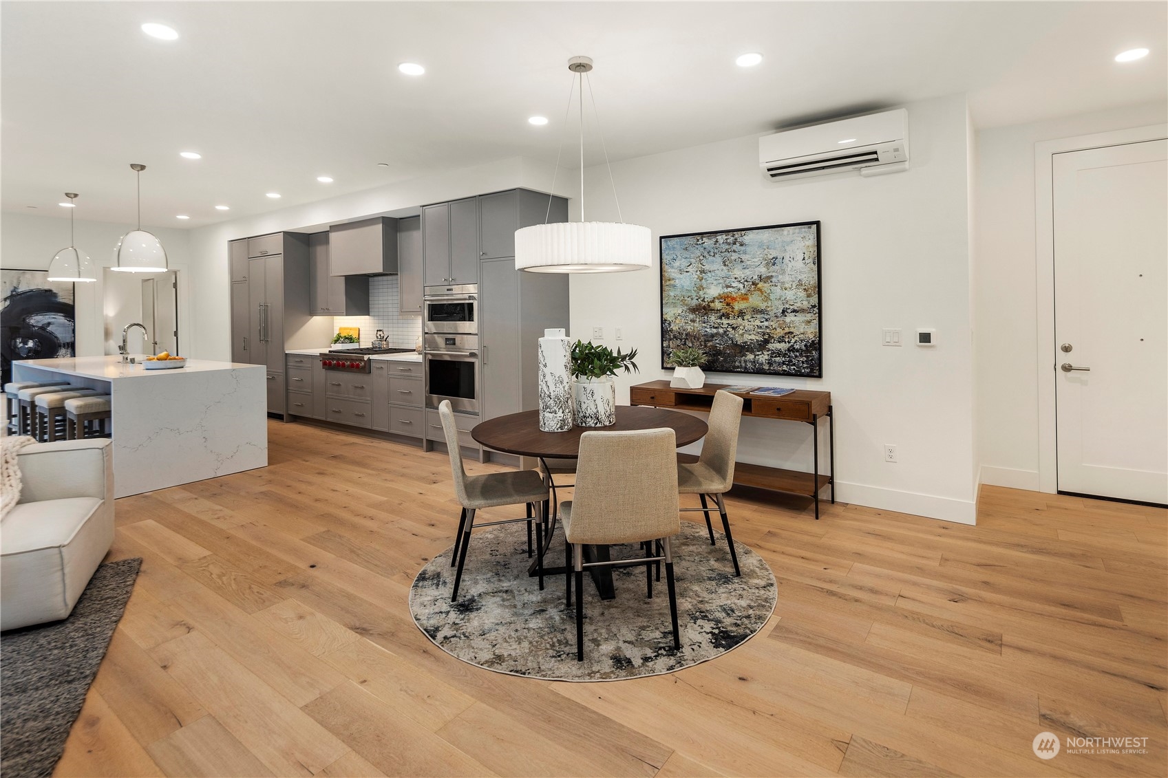 317 5th Avenue Unit: 106