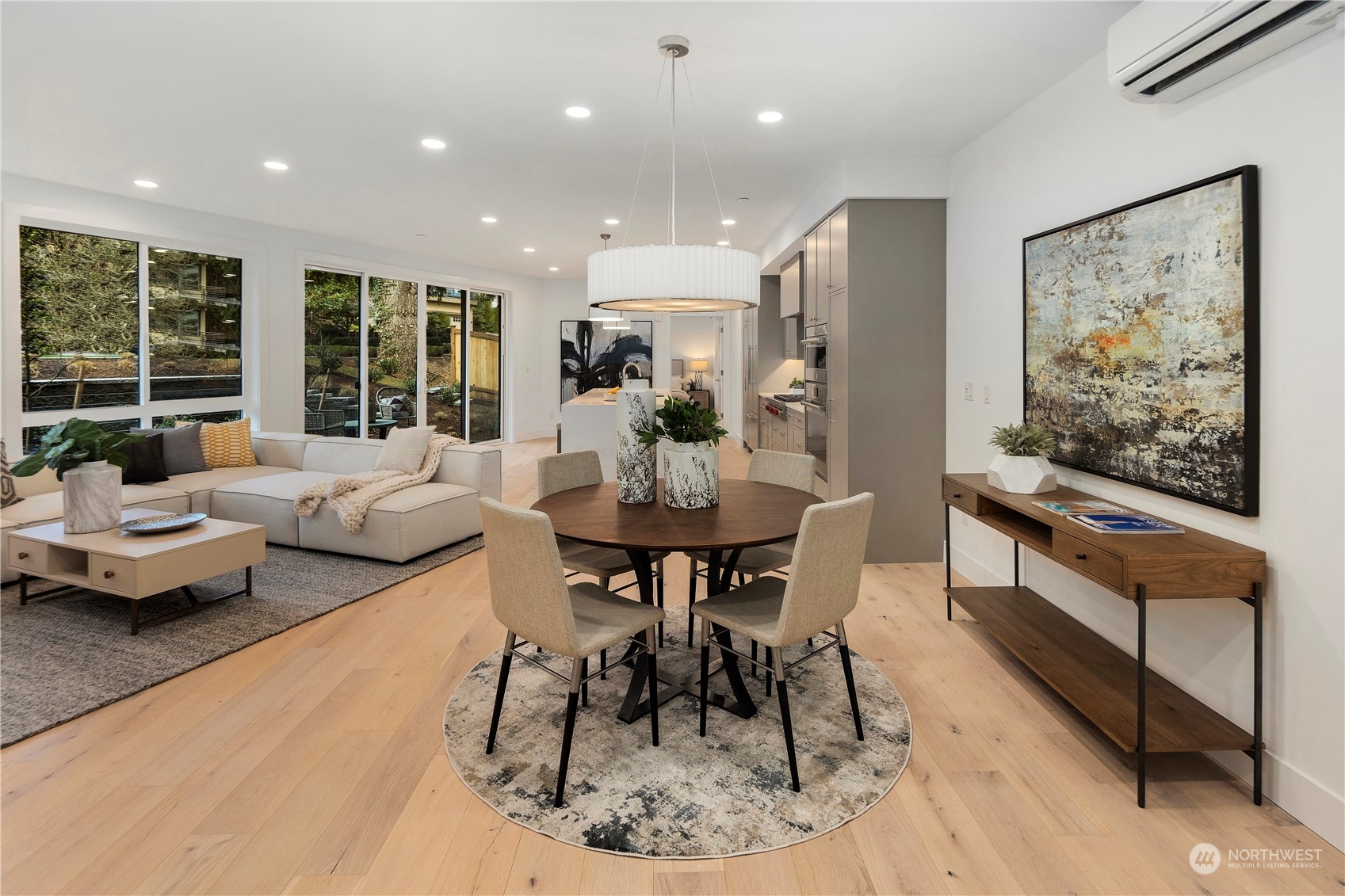 317 5th Avenue Unit: 106
