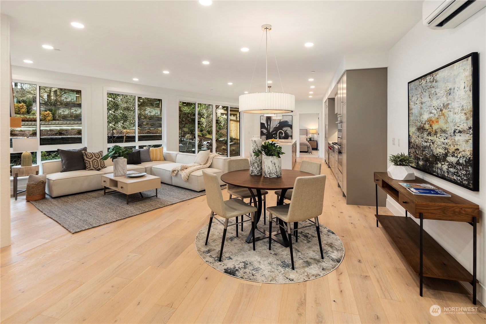 317 5th Avenue Unit: 106