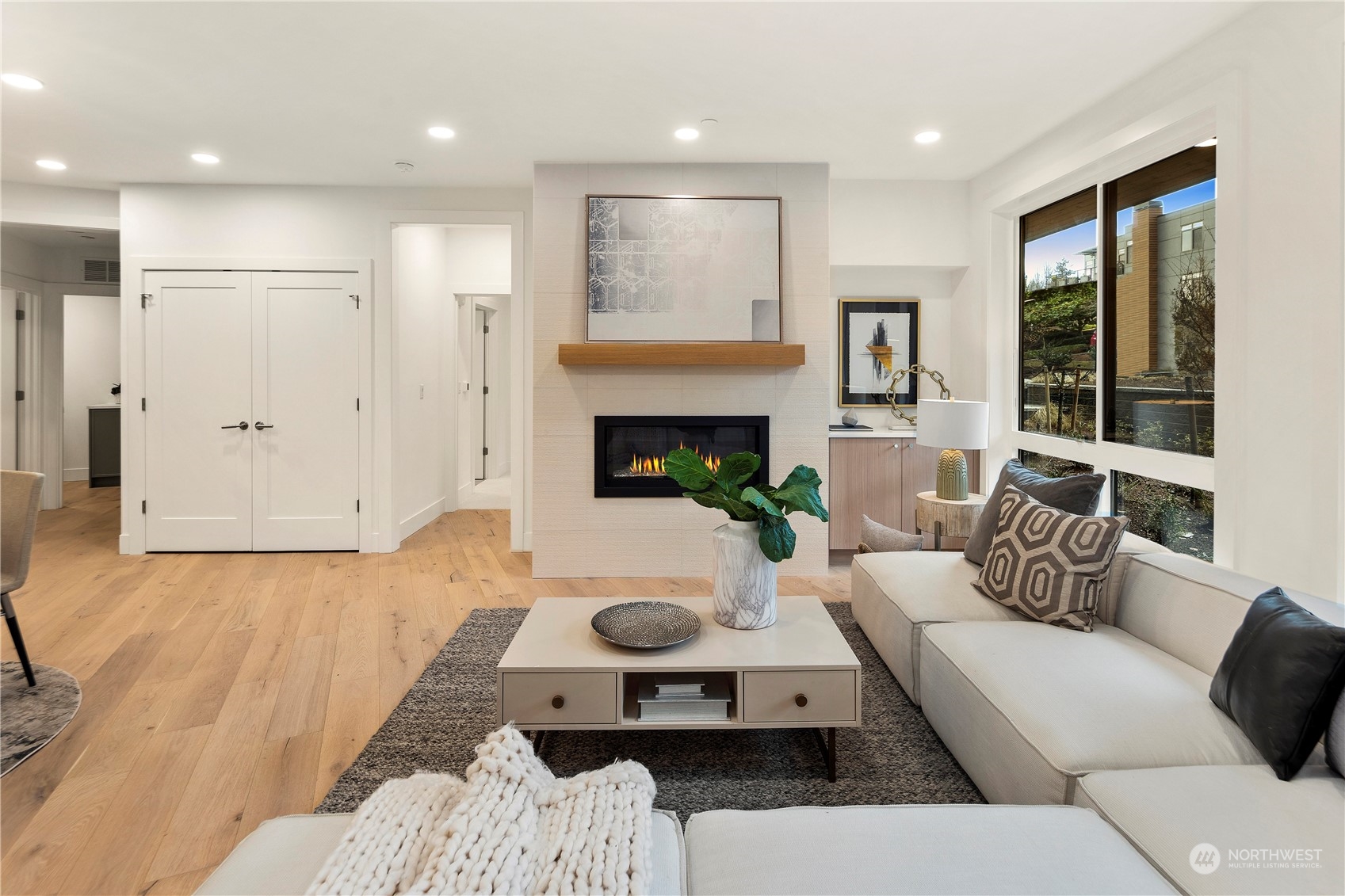 317 5th Avenue Unit: 106