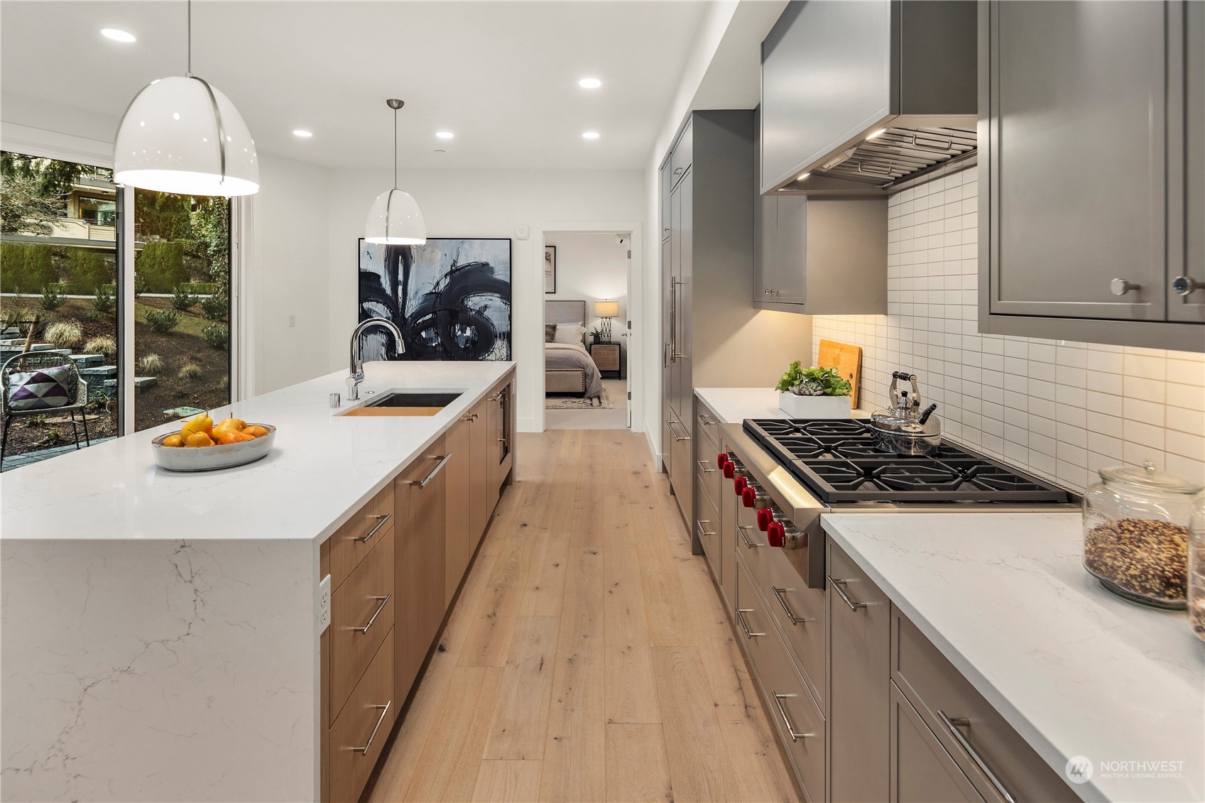 317 5th Avenue Unit: 106