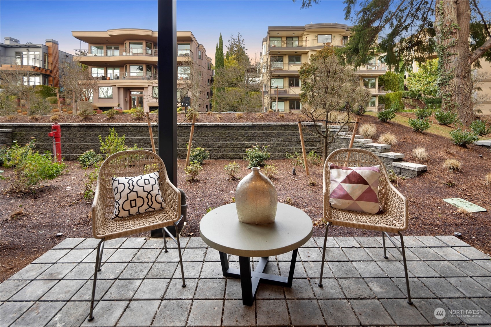 317 5th Avenue Unit: 106