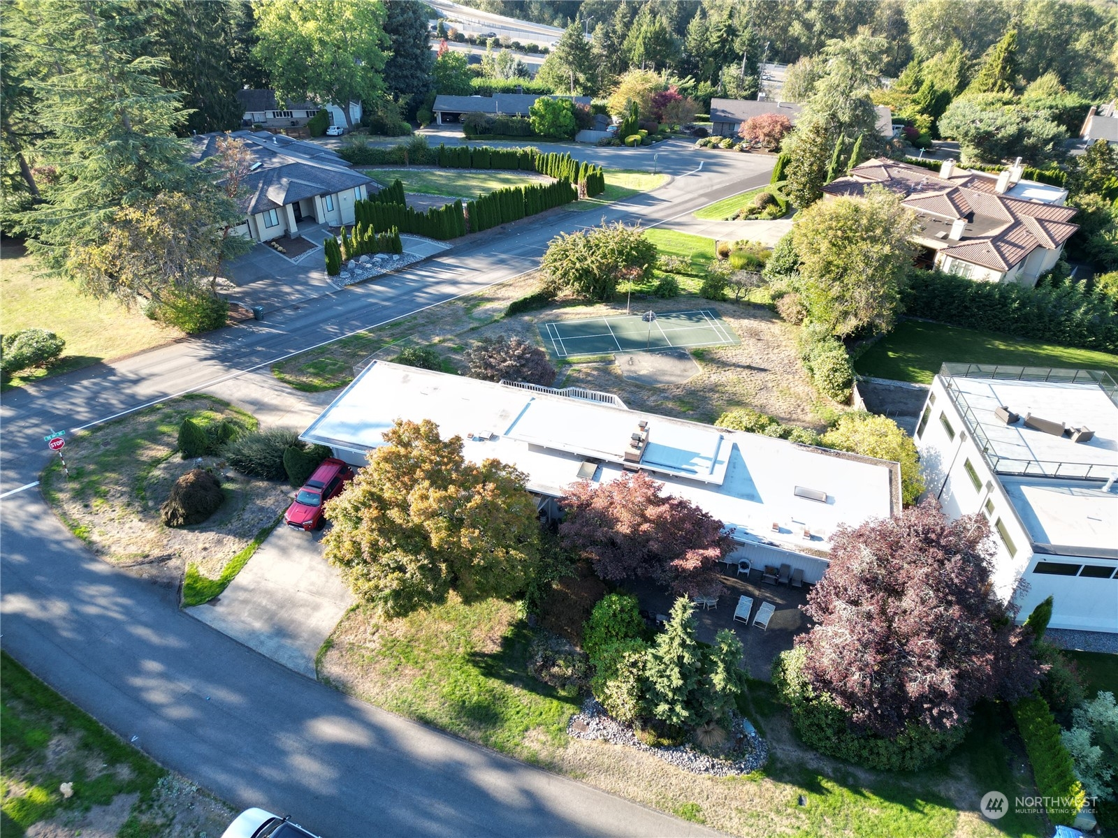 9808 NE 33rd Street
