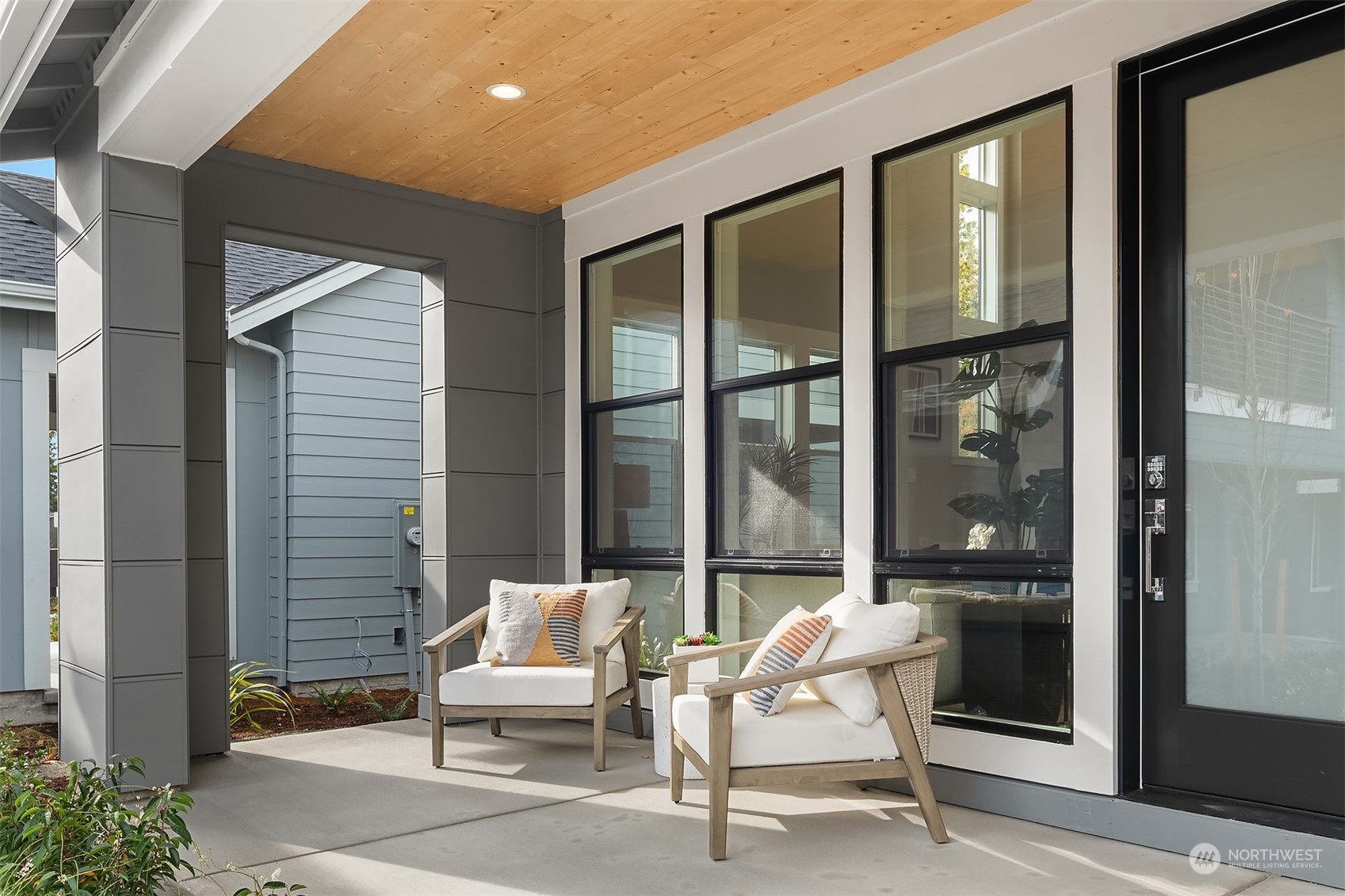 10314 135th (HS 6) Circle NE