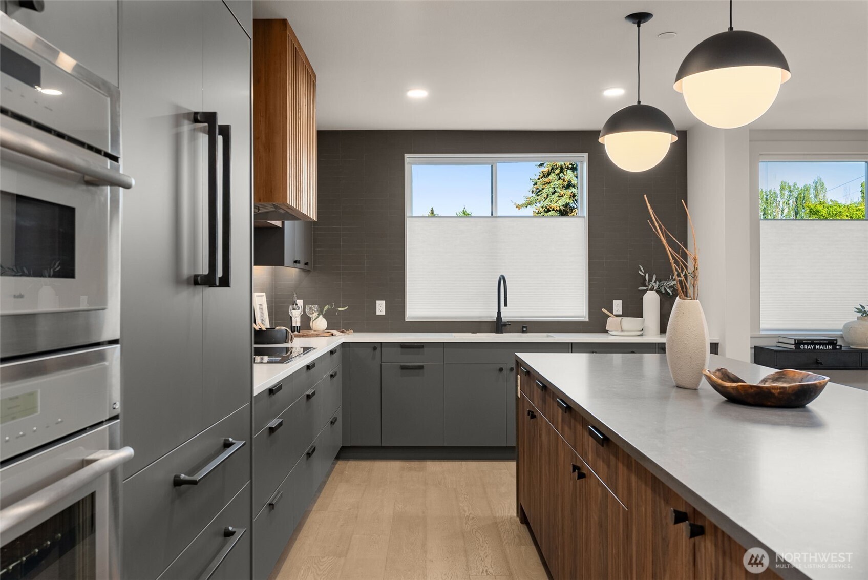 238 4th Avenue Unit: 201