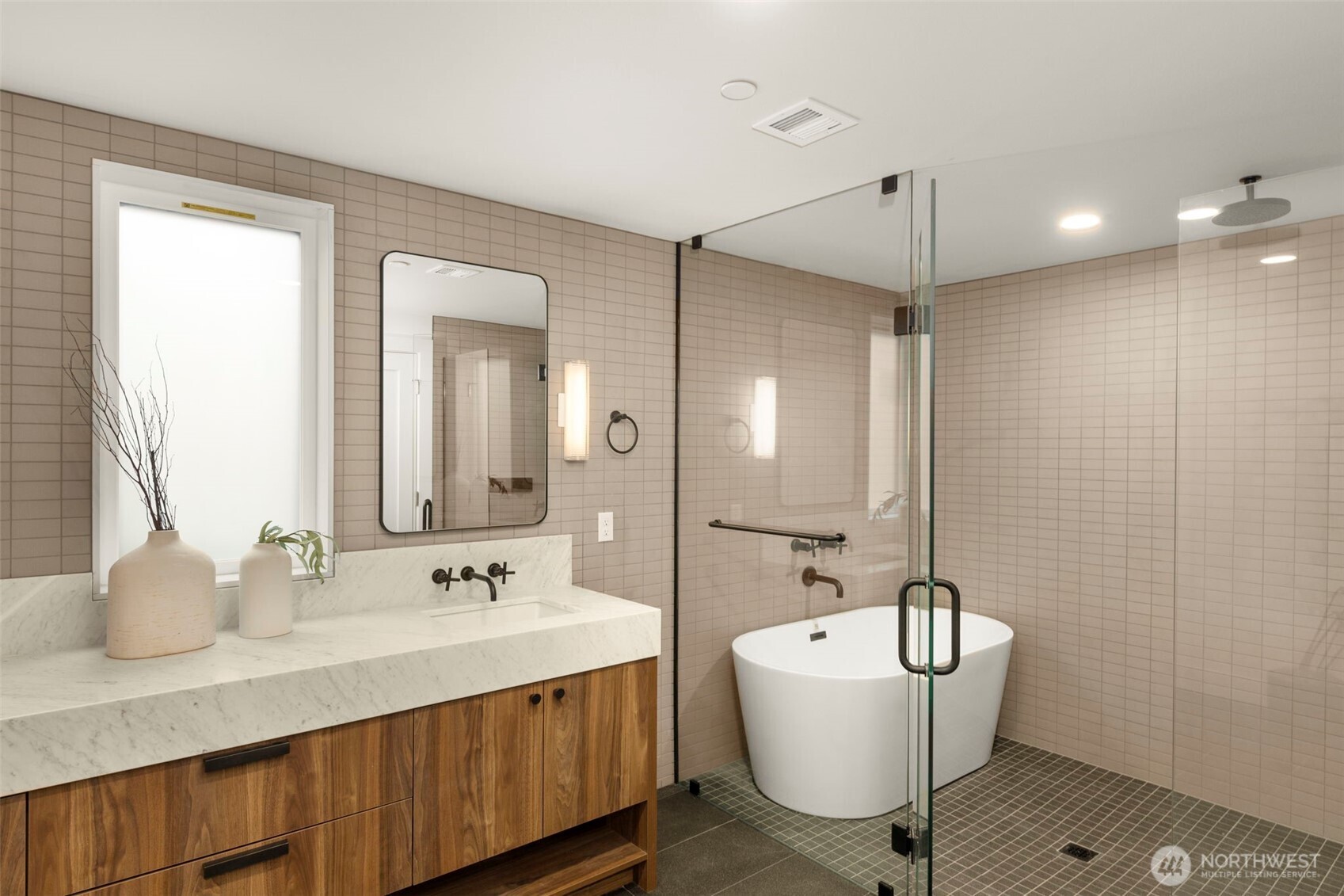 238 4th Avenue Unit: 300