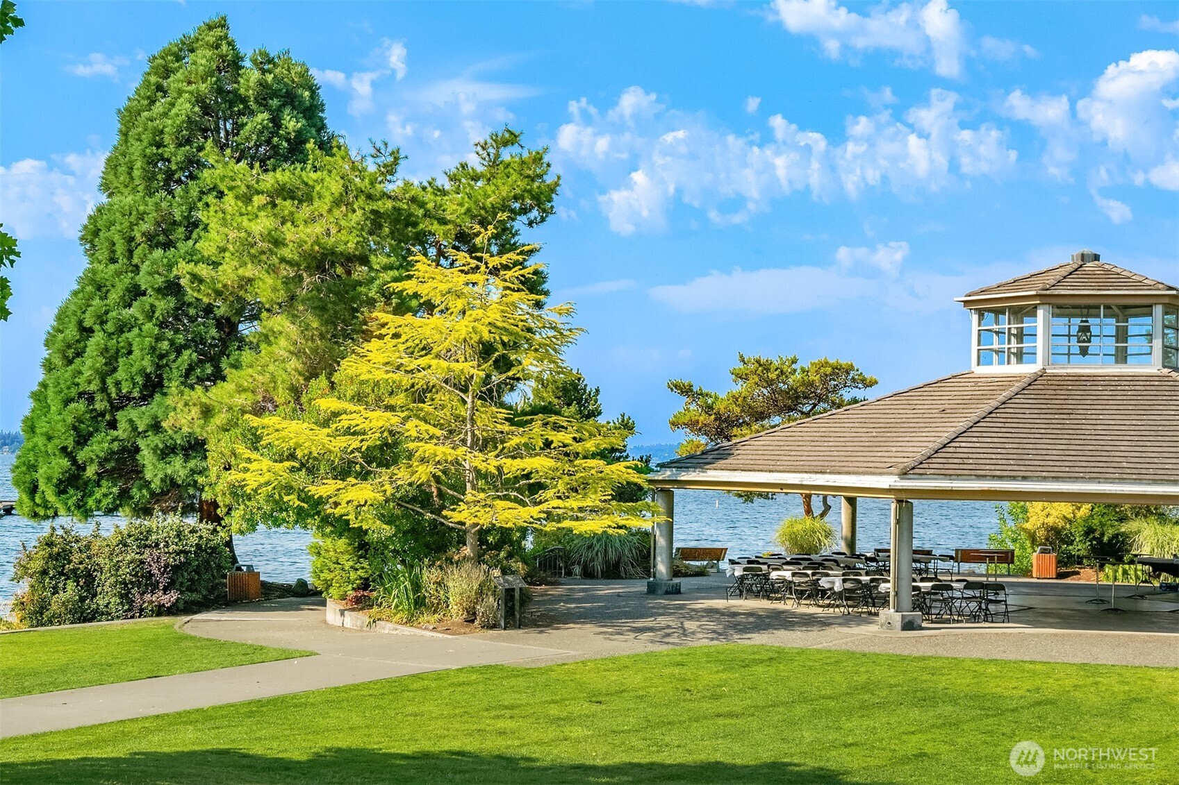 238 4th Avenue Unit: 300