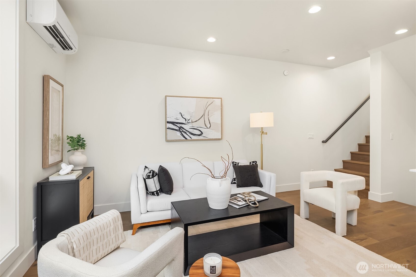 4419 2nd Avenue NE Unit: A