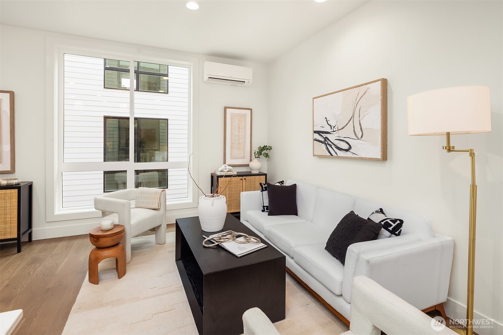 4419 2nd Avenue NE Unit: A