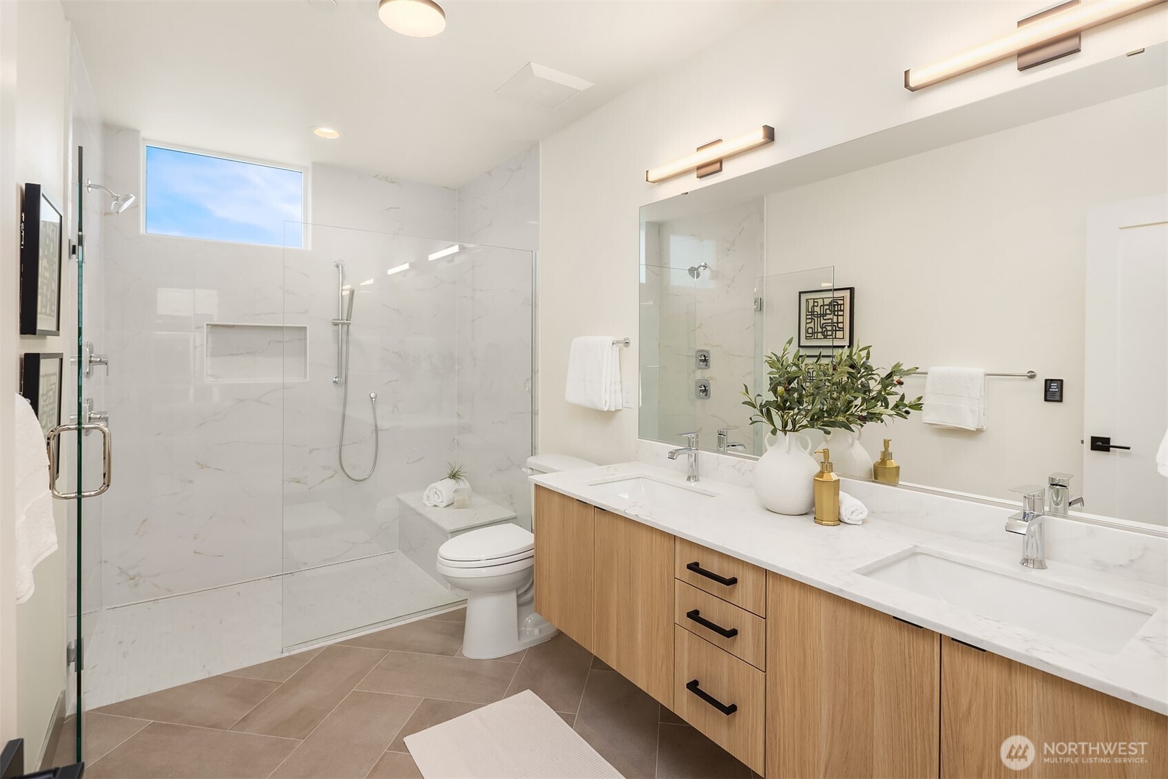 4419 2nd Avenue NE Unit: A