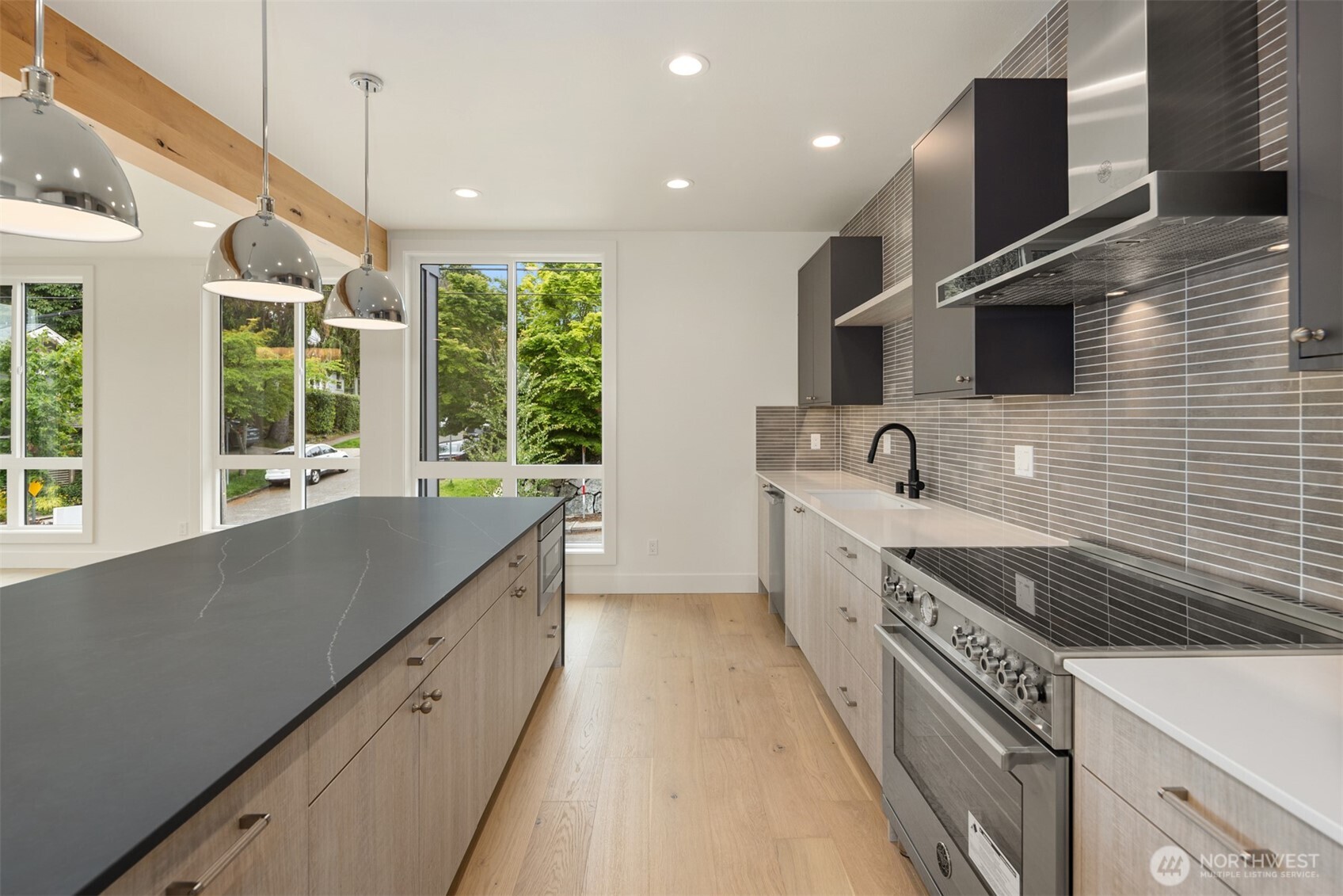 102 NE 44th Street