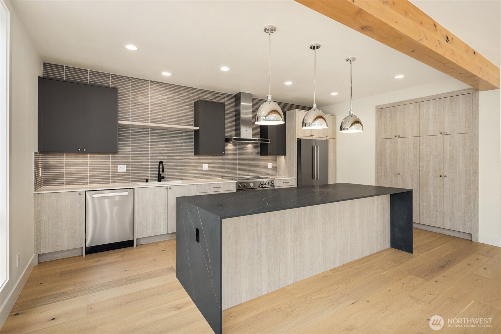102 NE 44th Street