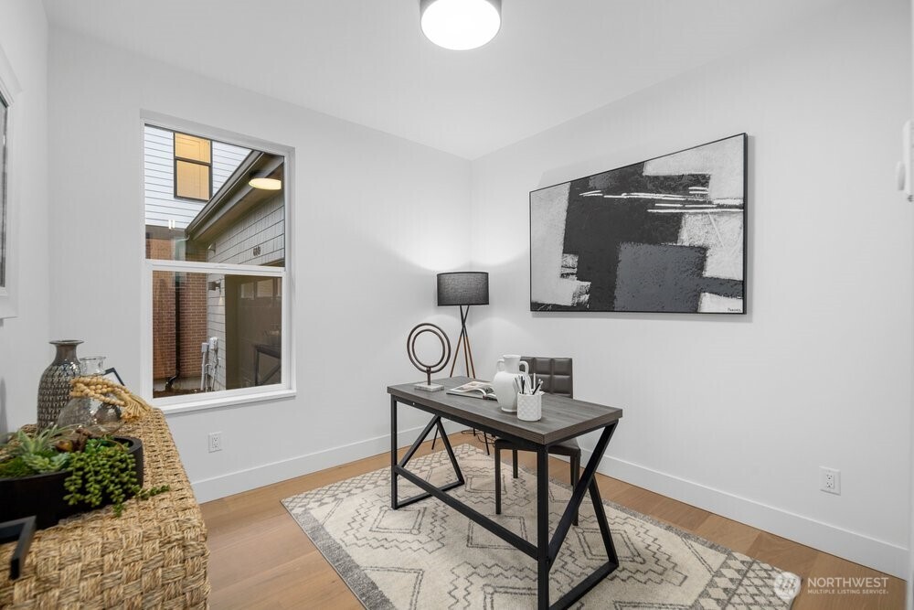 691 NW Locust ST (Homesite #11)