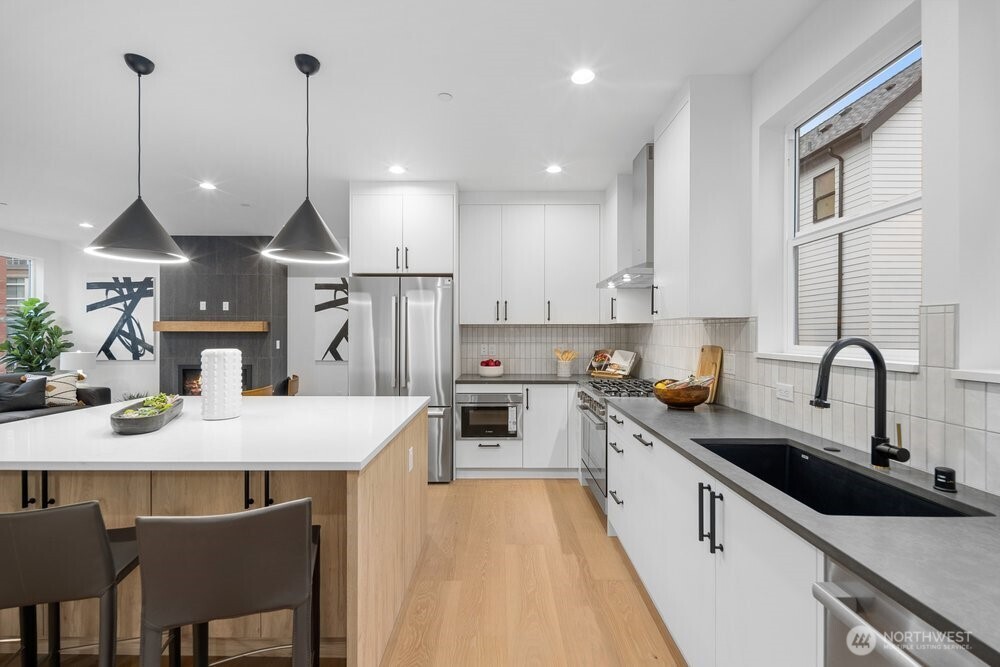 691 NW Locust ST (Homesite #11)