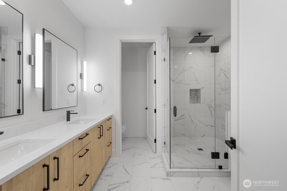 691 NW Locust ST (Homesite #11)