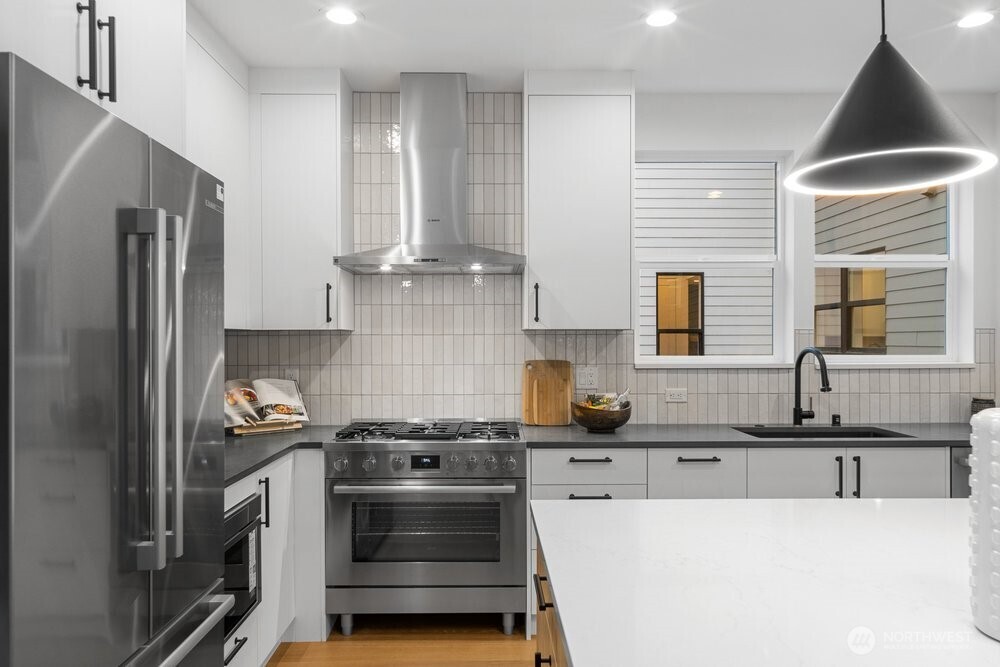 691 NW Locust ST (Homesite #11)