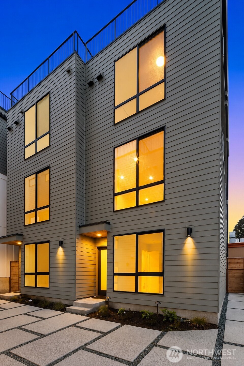 4418 1st Avenue NE Unit: A