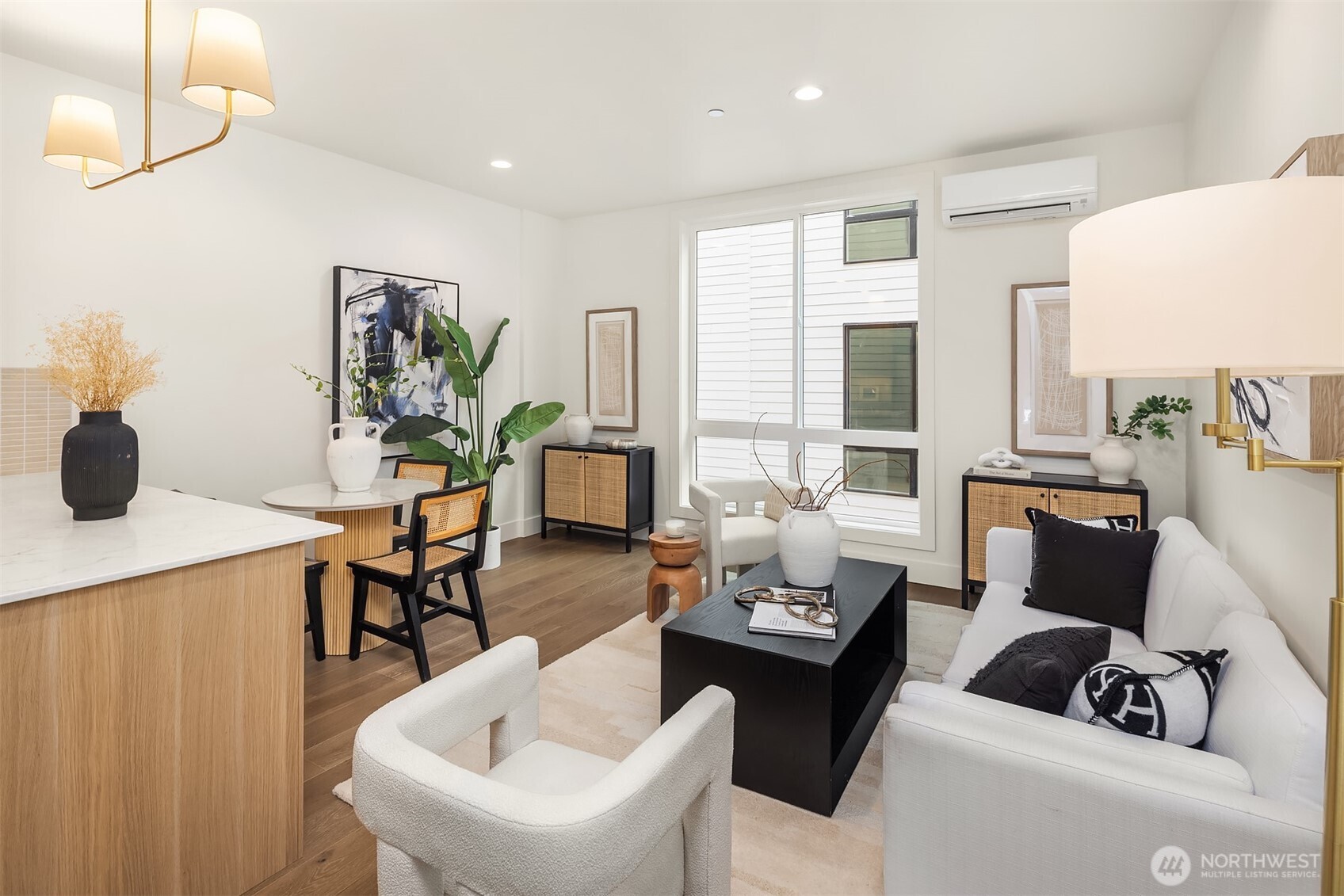 4418 1st Avenue NE Unit: A