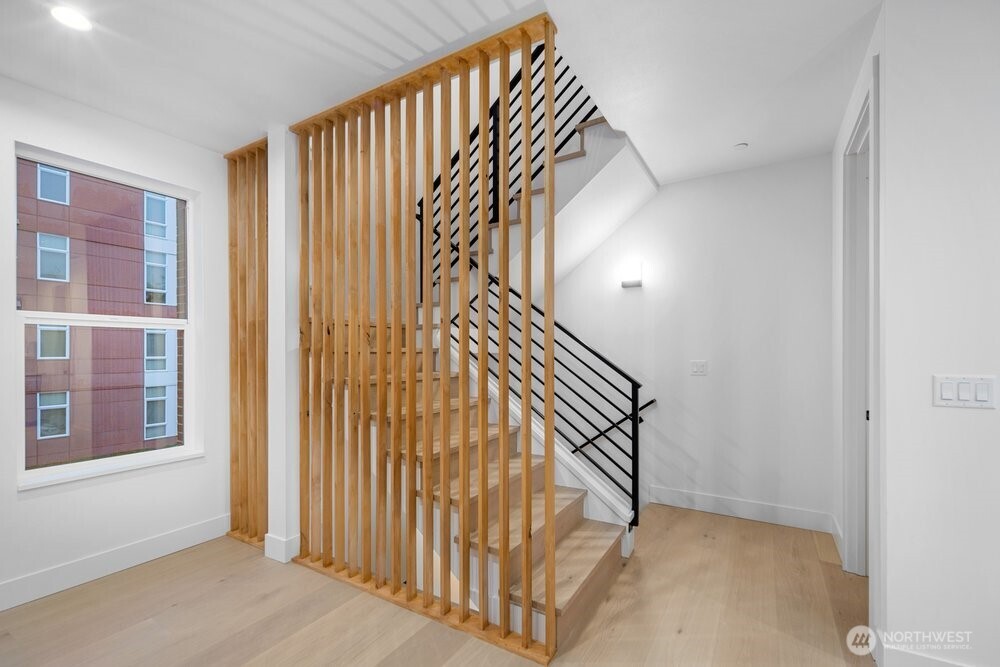 697 NW Locust ST (Homesite #8)