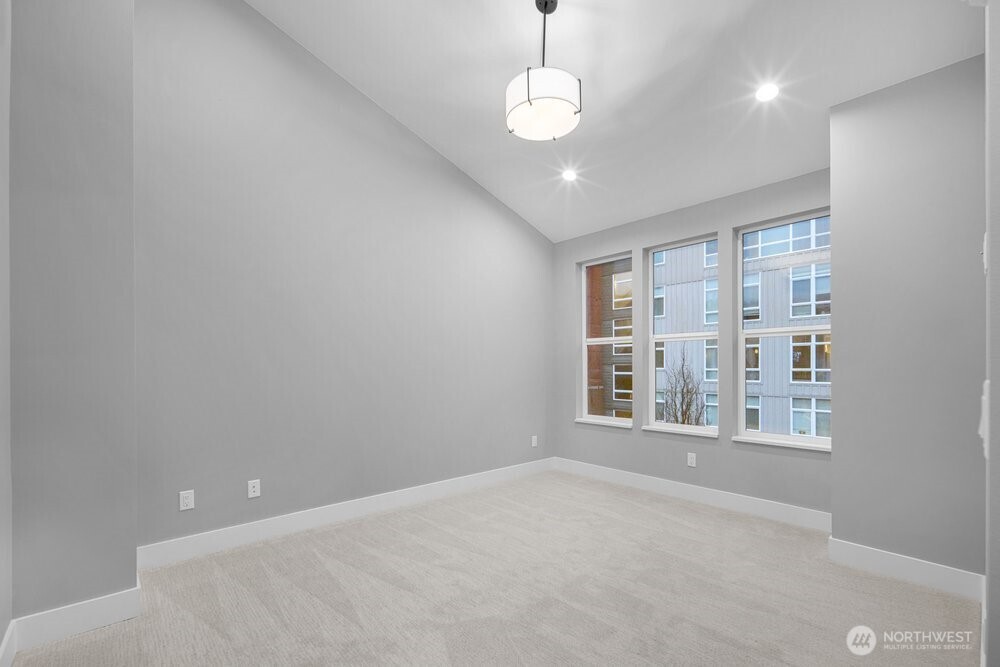 697 NW Locust ST (Homesite #8)