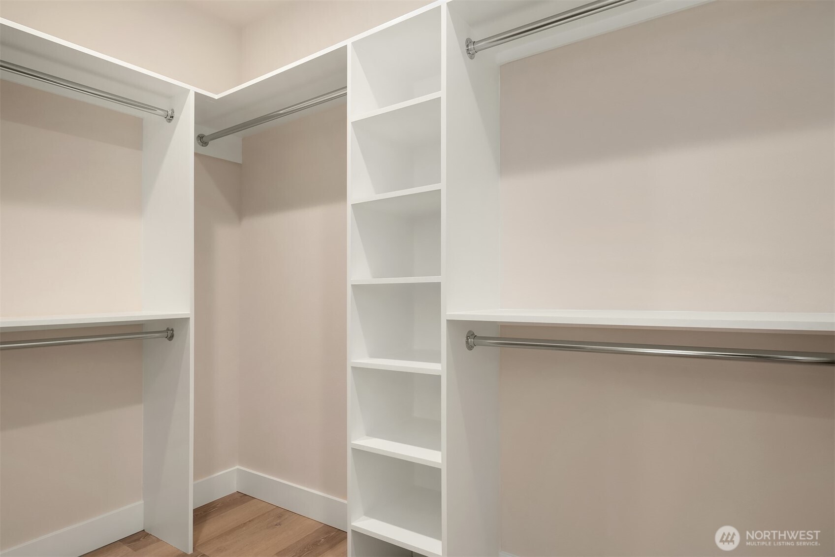 910 15th Avenue Unit: B