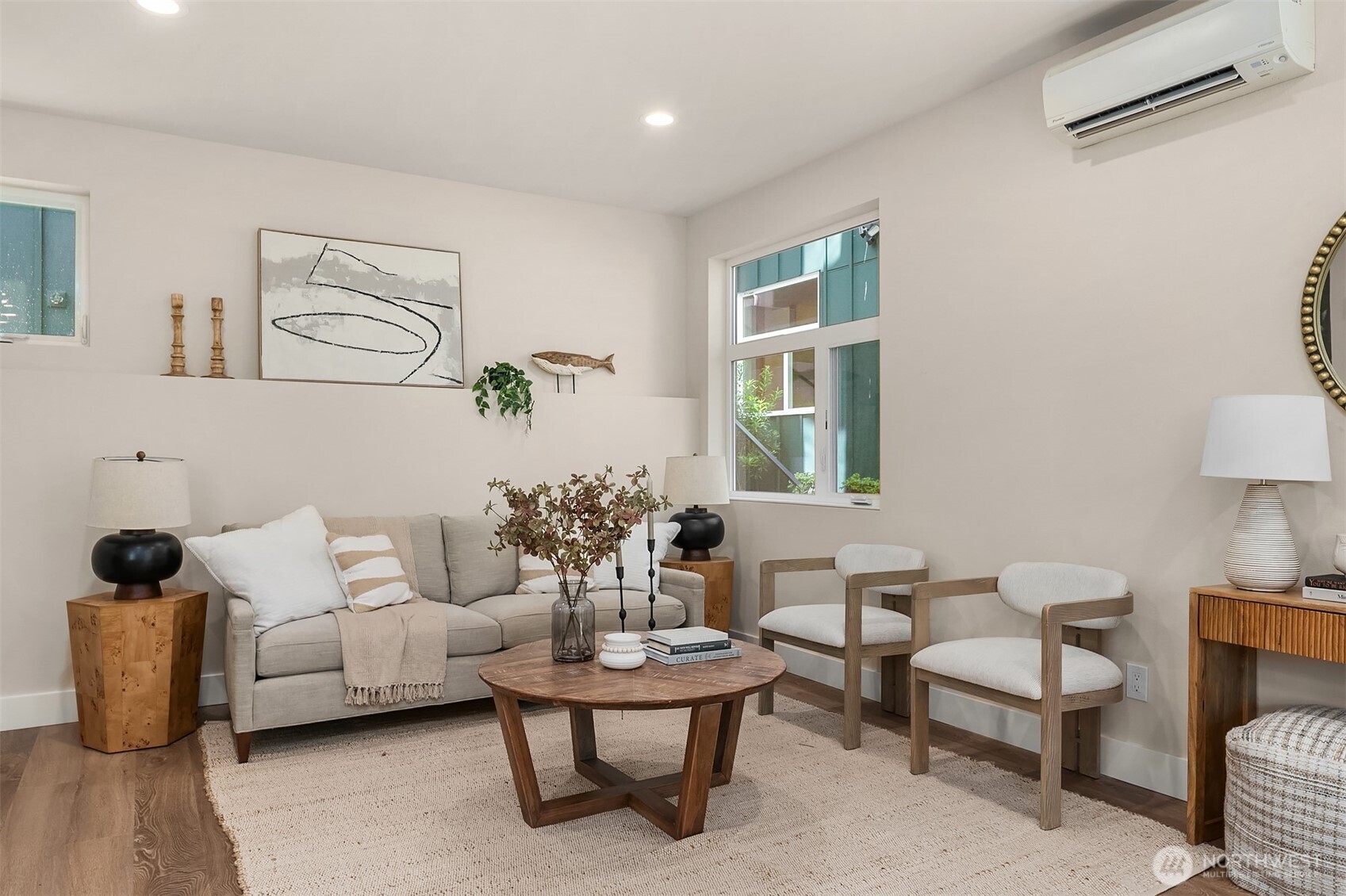 910 15th Avenue Unit: B