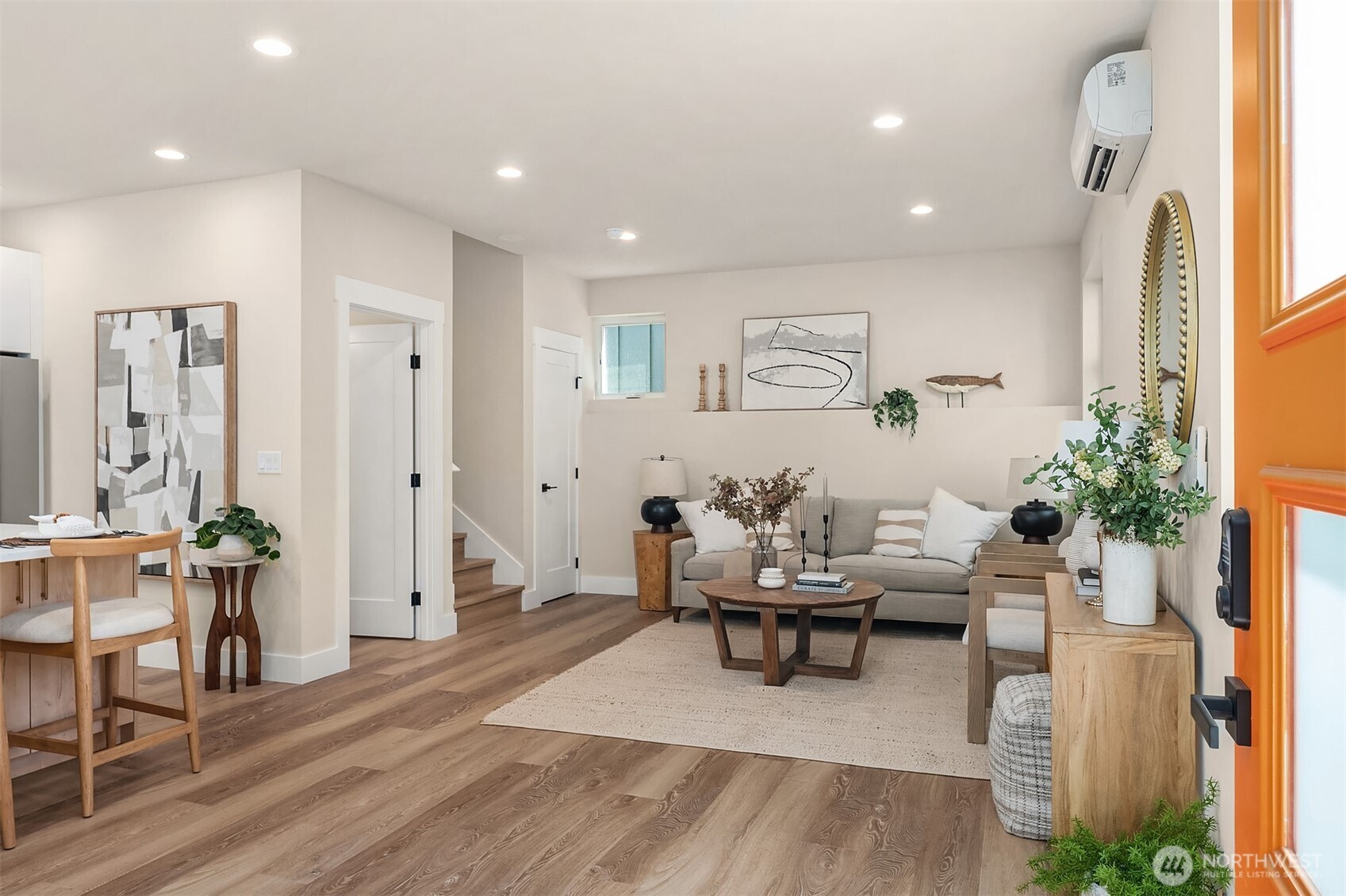 910 15th Avenue Unit: B