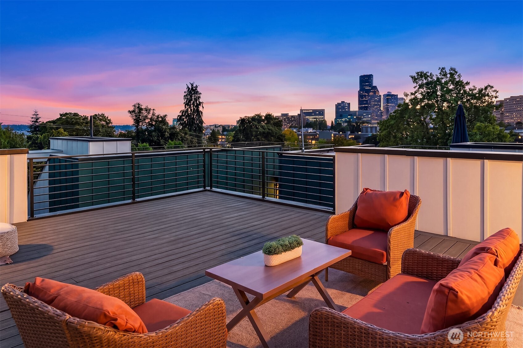 910 15th Avenue Unit: B