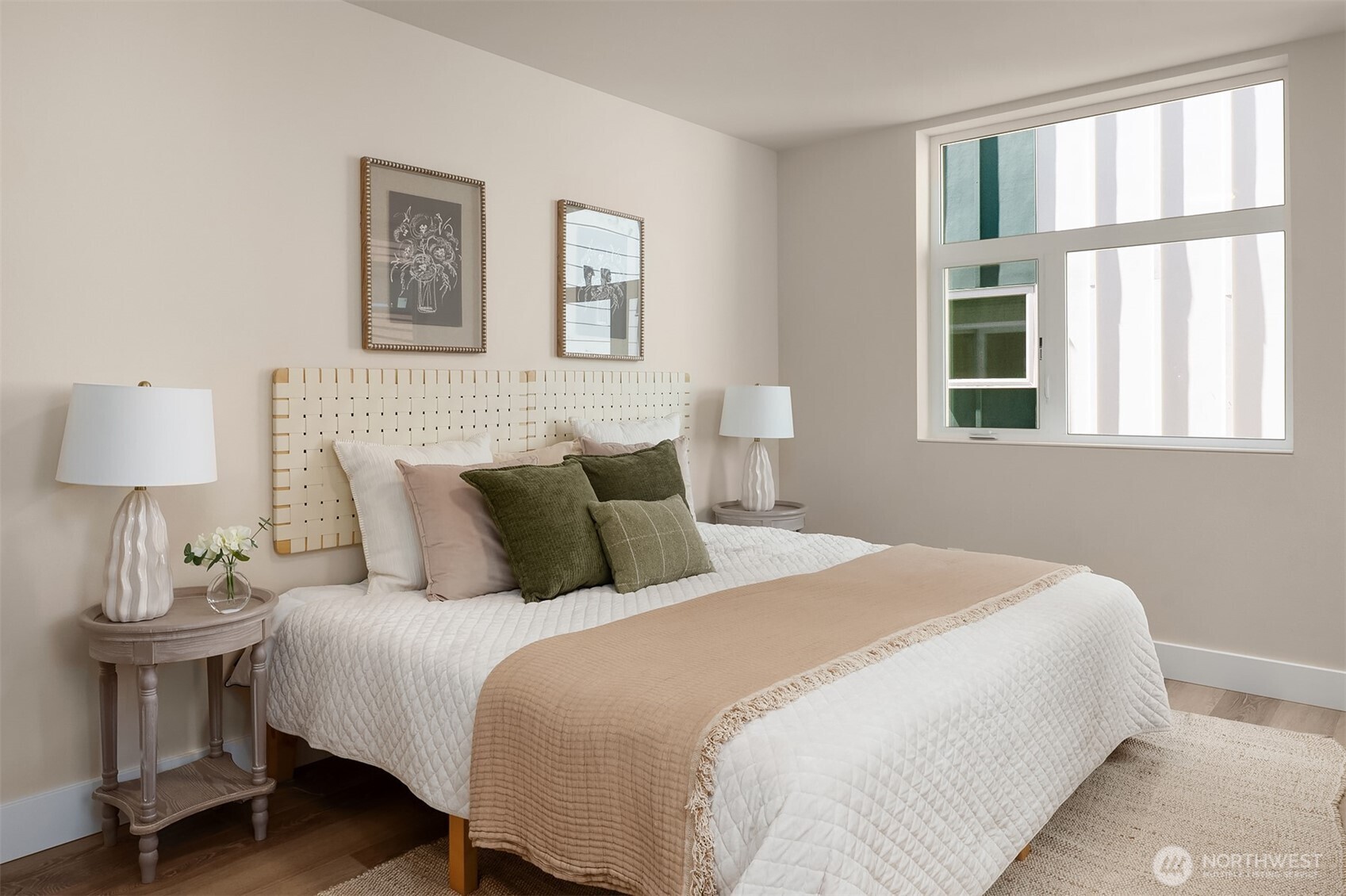 910 15th Avenue Unit: B
