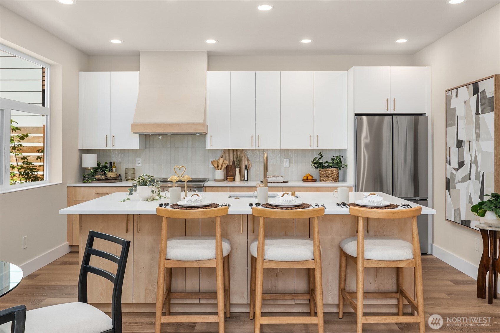 910 15th Avenue Unit: B