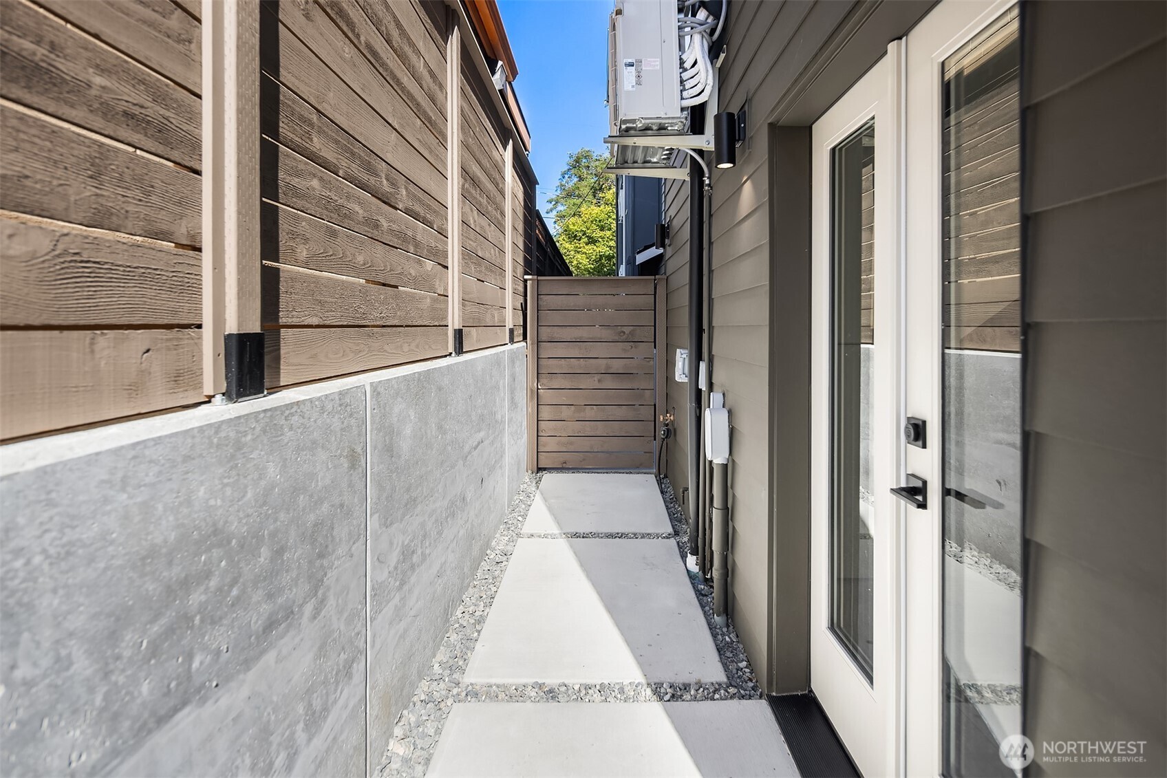 4415 2nd Avenue NE Unit: A