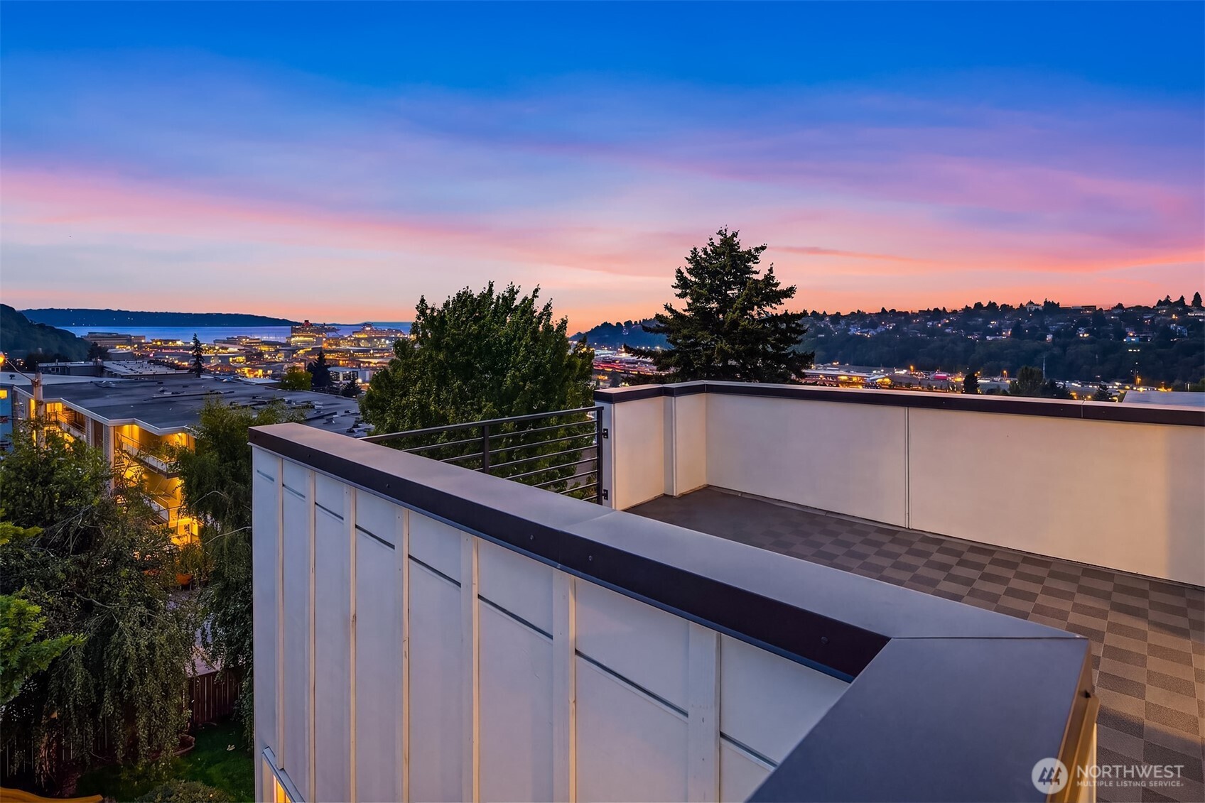 2538 14th Avenue W Unit: E